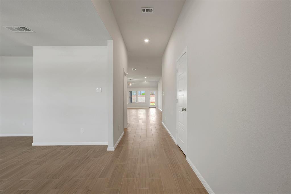 160 Hudson Lane Property Photo 33