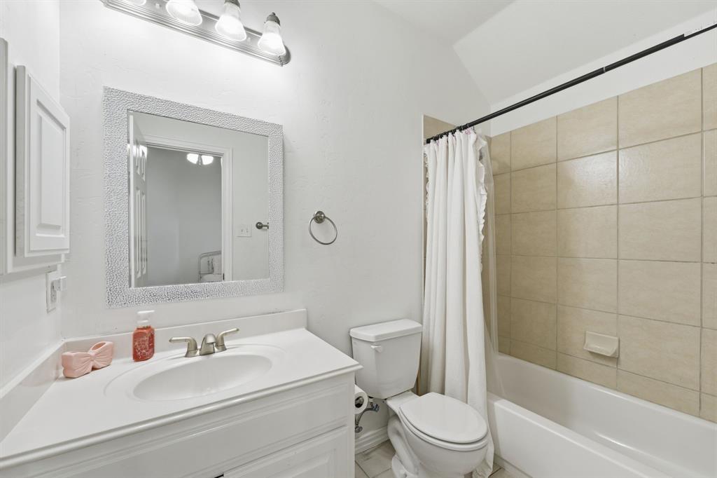 3913 Tidal Drive Property Photo 35