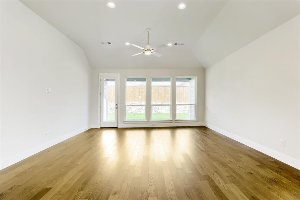 4307 Azalea Trail Property Photo 6