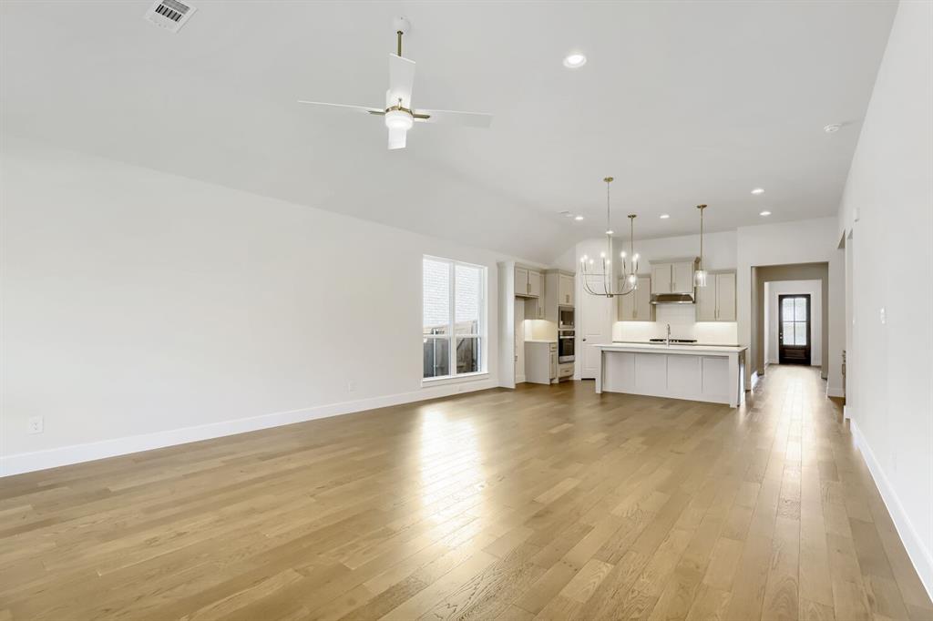 4307 Azalea Trail Property Photo 7