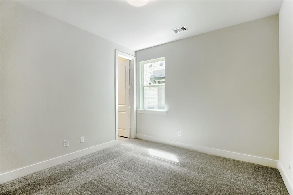 4307 Azalea Trail Property Photo 22