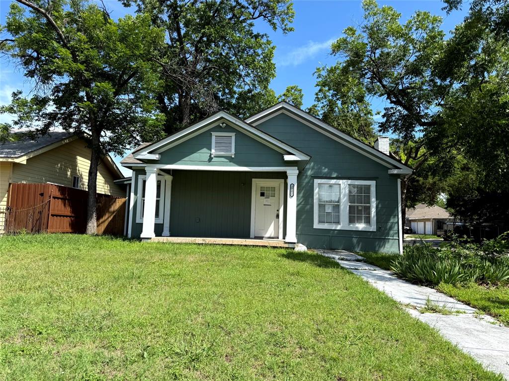2502 W Lovers Lane Property Photo 1