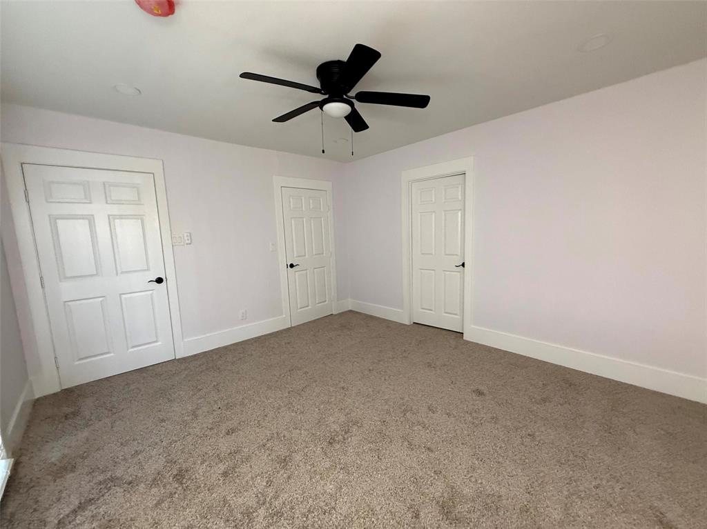 2502 W Lovers Lane Property Photo 6