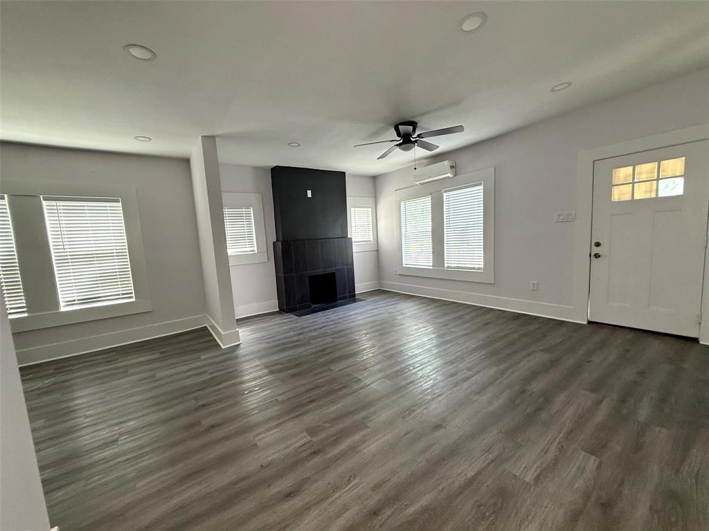 2502 W Lovers Lane Property Photo 20