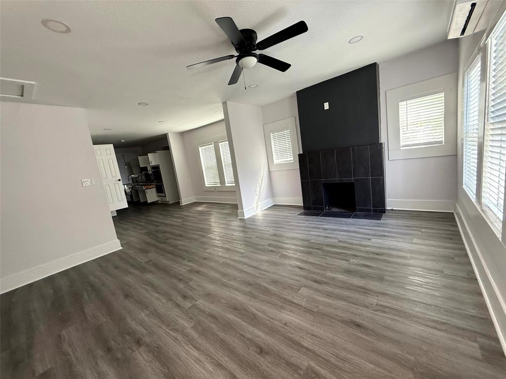 2502 W Lovers Lane Property Photo 21