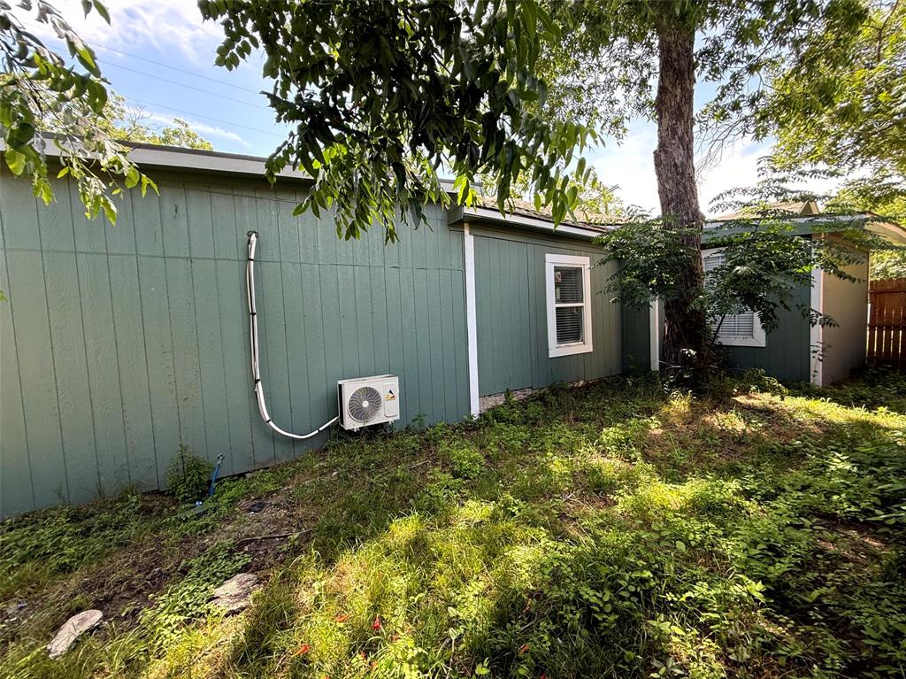 2502 W Lovers Lane Property Photo 28