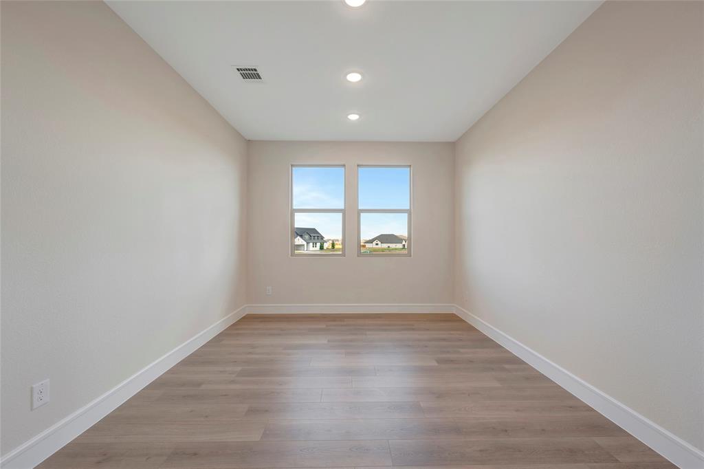 1258 Umber Willow Drive Property Photo 12