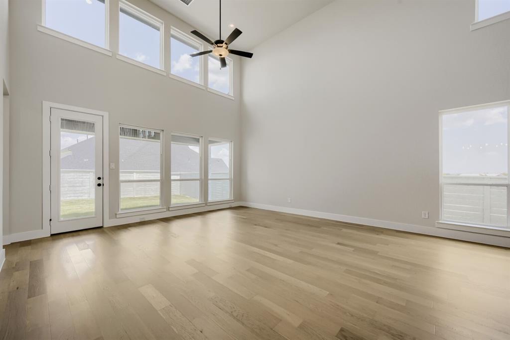 8913 Chestnut Lane Property Photo 3