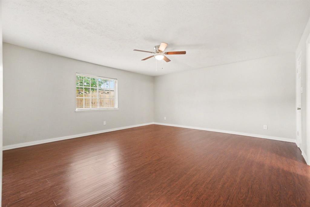 1205 Crestwood Court Property Photo 12