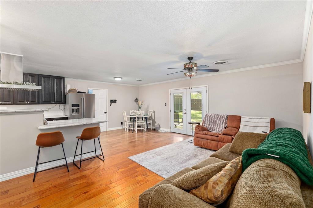 1604 Oakland Terrace Property Photo 6