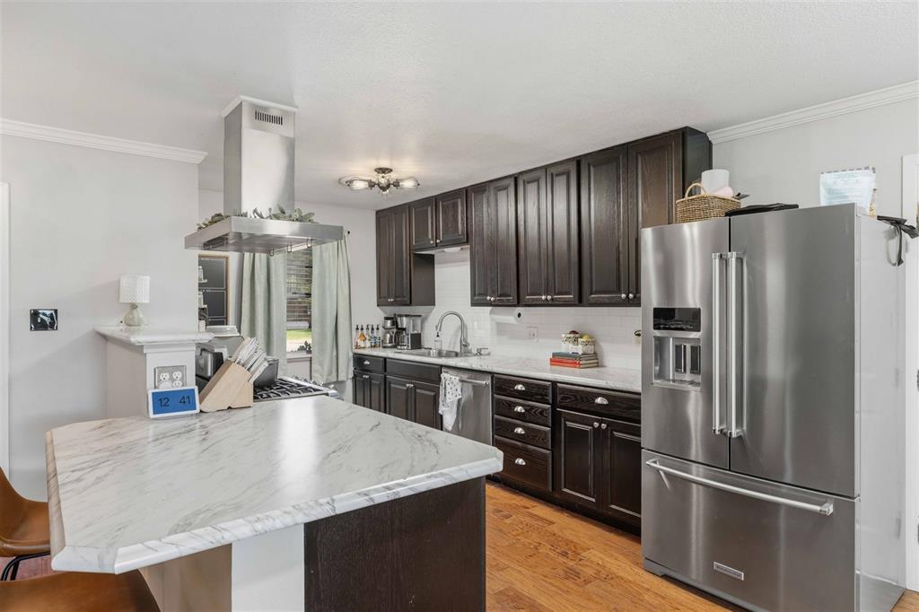 1604 Oakland Terrace Property Photo 9