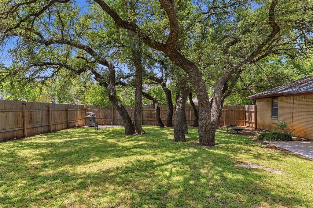 1604 Oakland Terrace Property Photo 22