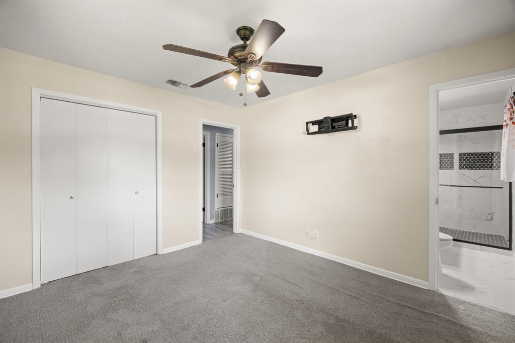 401 Langley Avenue Property Photo 9