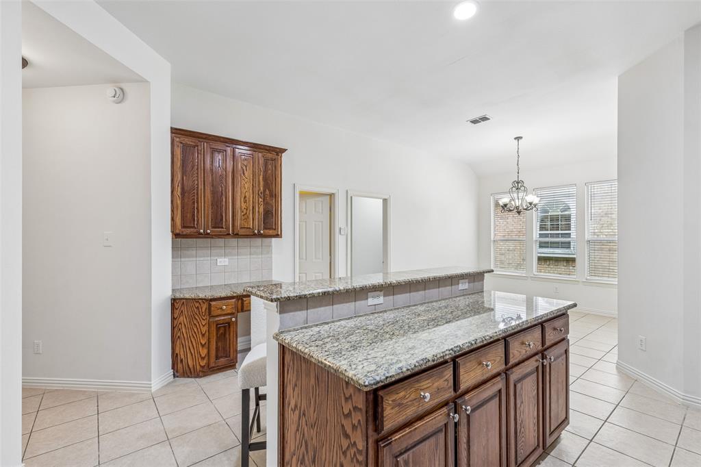 818 Water Oak Drive Property Photo 14