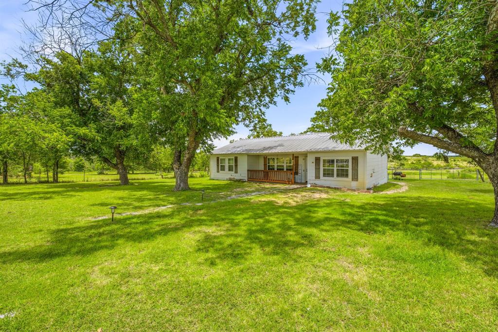 5370 Highway 1702 Property Photo 1