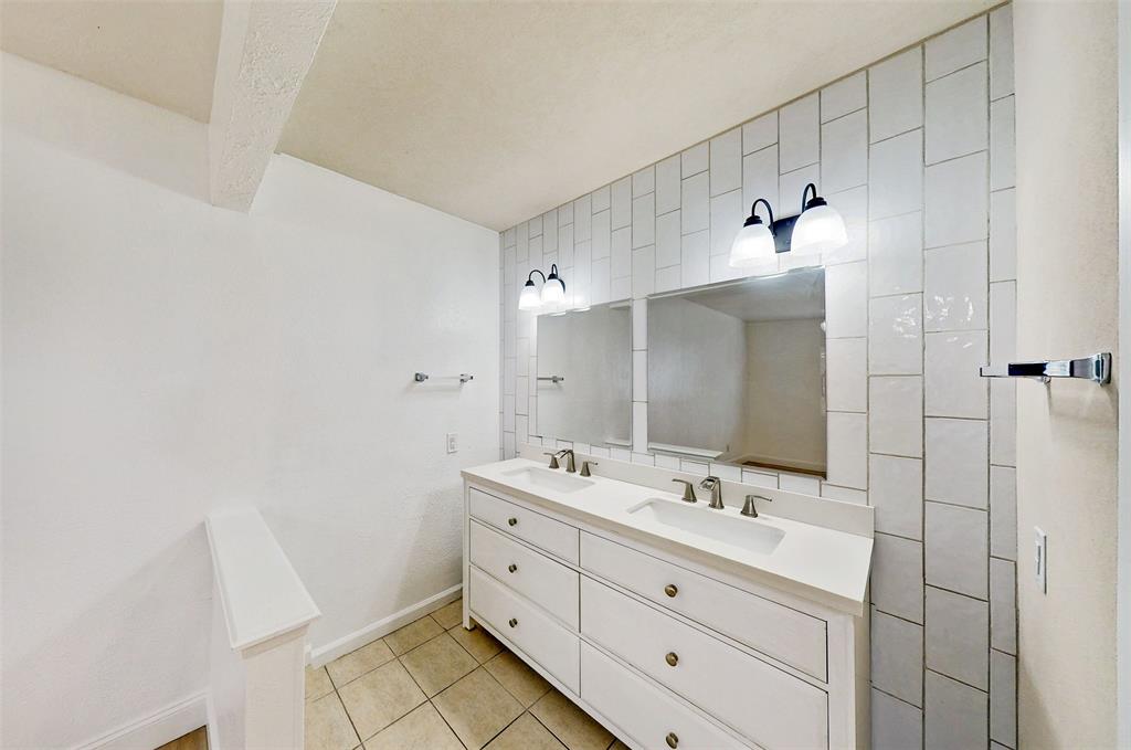 1827 Robert Jones Drive Property Photo 30