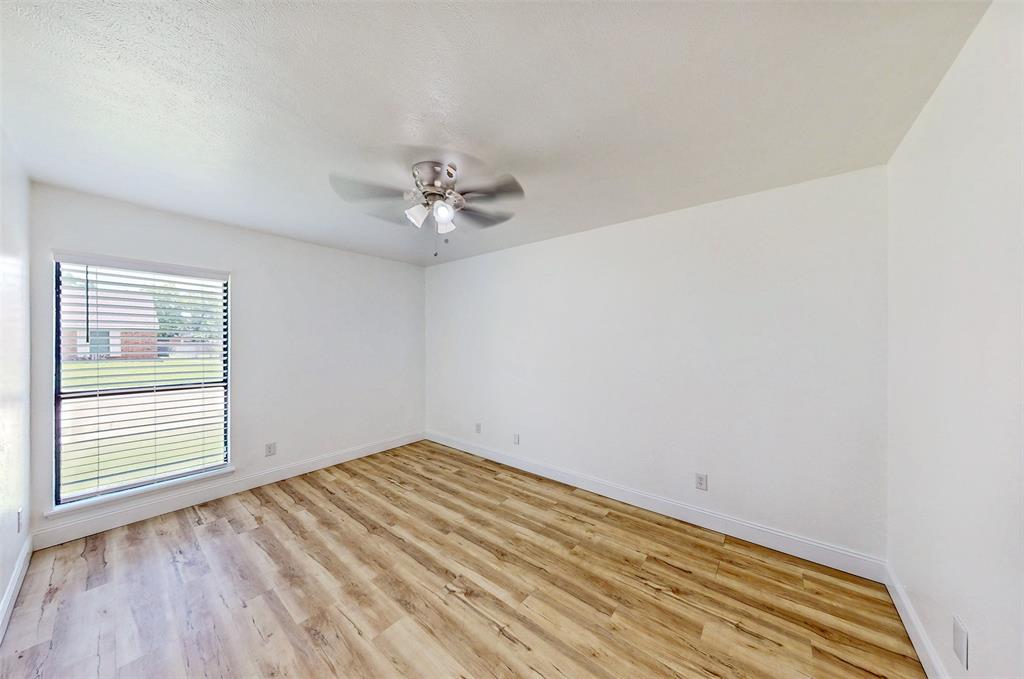1827 Robert Jones Drive Property Photo 34
