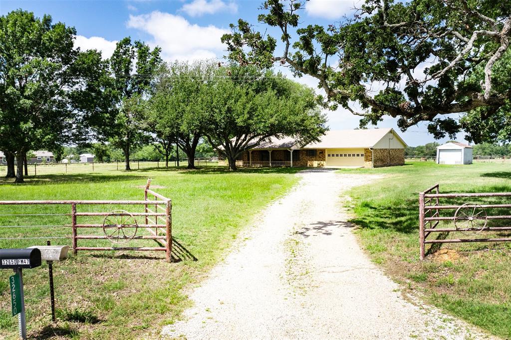32650 Fm 47 Highway Property Photo 1