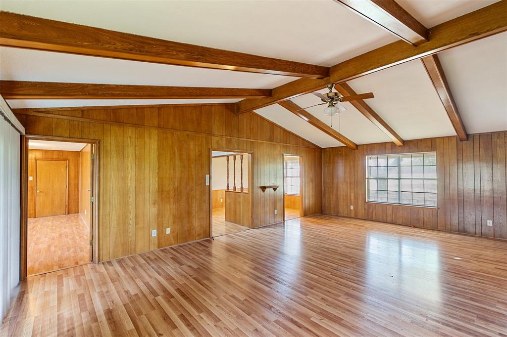 32650 Fm 47 Highway Property Photo 9