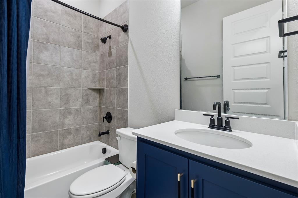 1047 Harmony Trail Property Photo 6