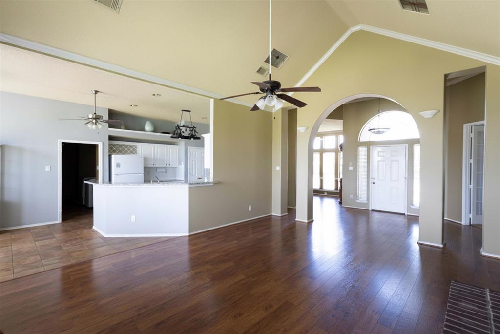 522 Shannon Drive Property Photo 2