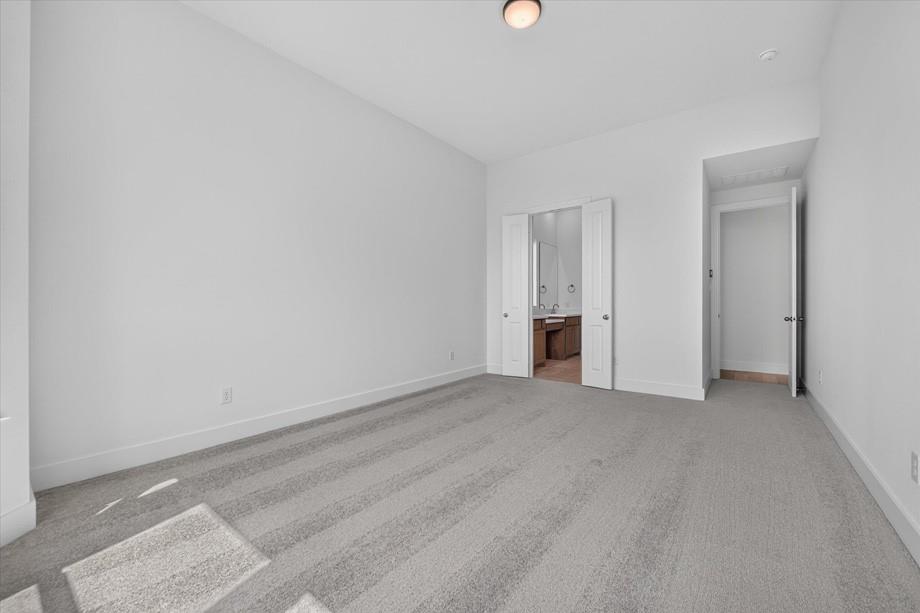 1609 Buscot Lane Property Photo 13