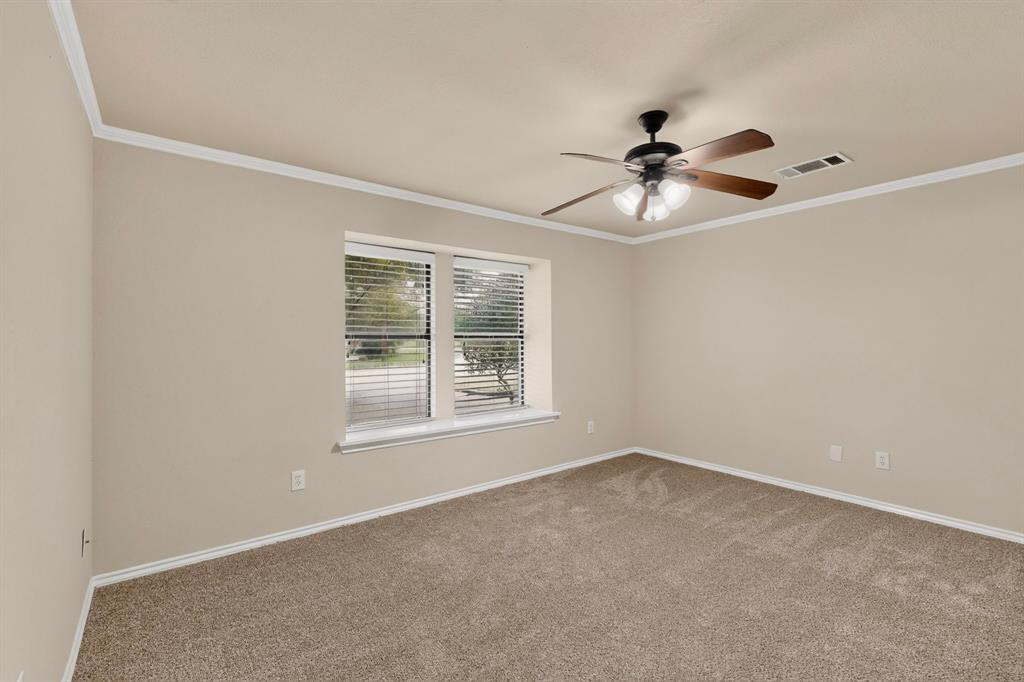 1900 Thames Drive Property Photo 21
