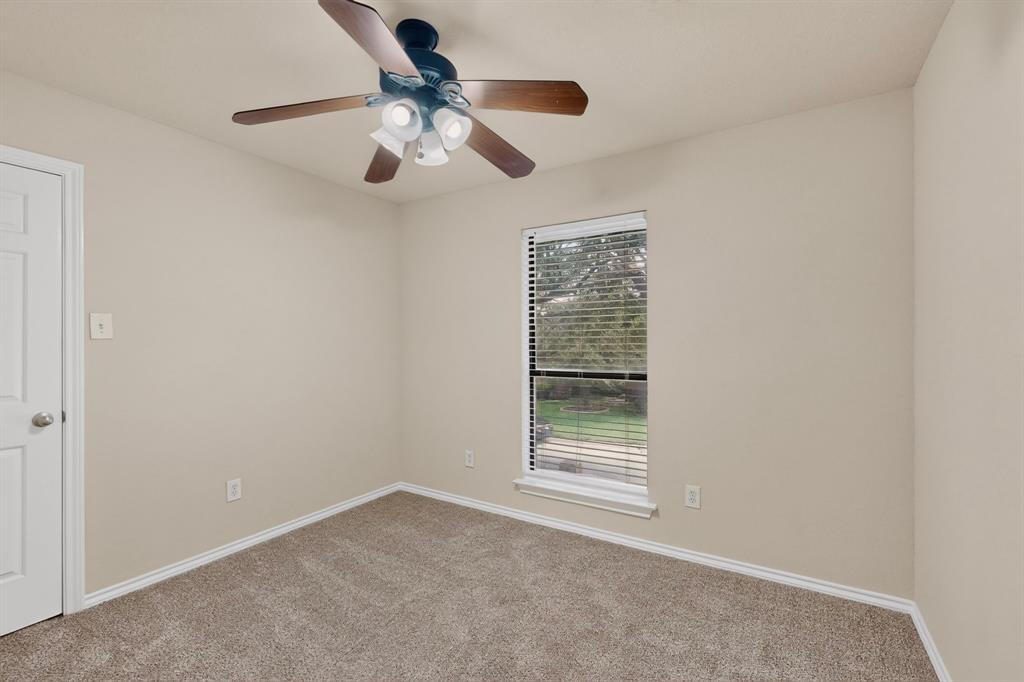 1900 Thames Drive Property Photo 27