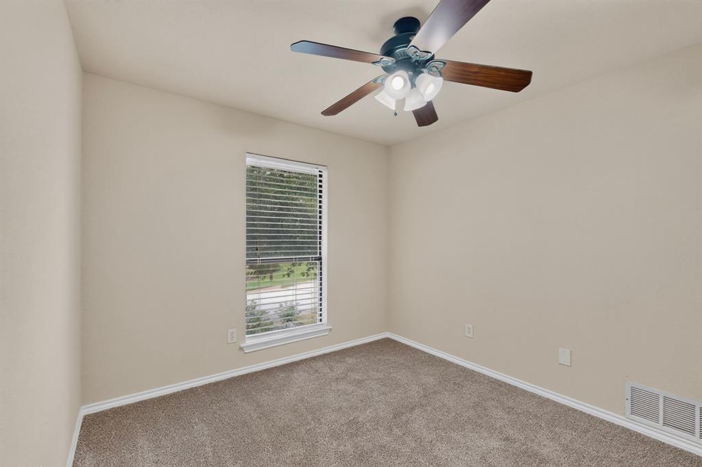 1900 Thames Drive Property Photo 29