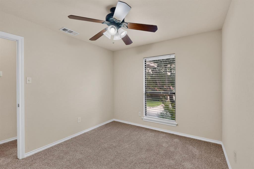 1900 Thames Drive Property Photo 30