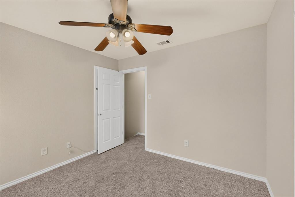 1900 Thames Drive Property Photo 34