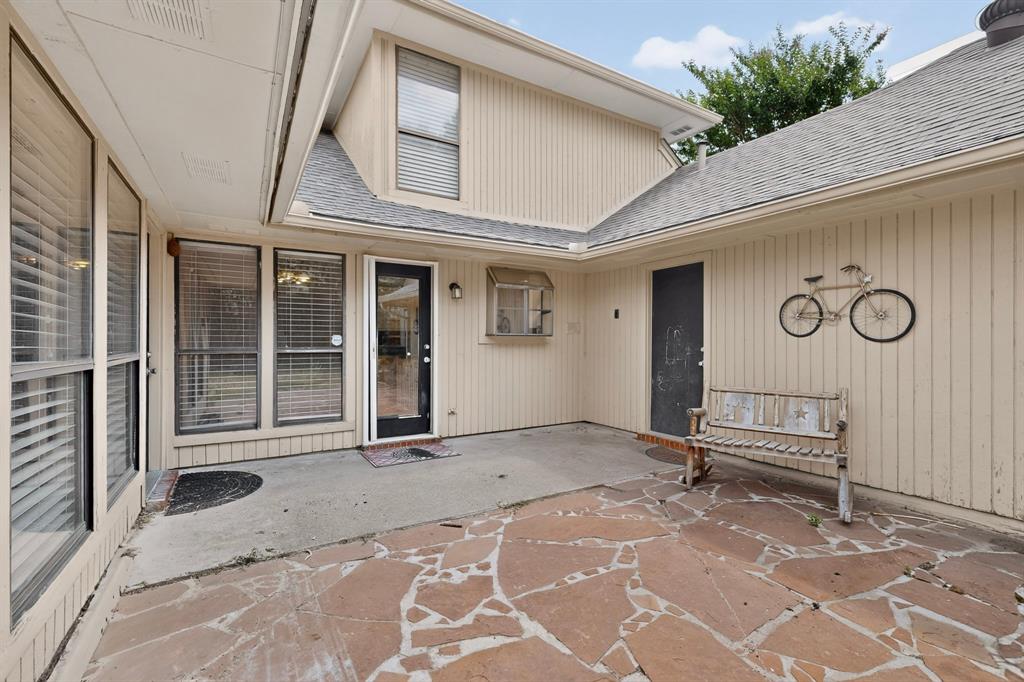 1900 Thames Drive Property Photo 36