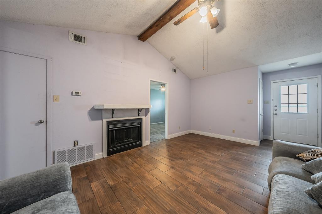 5003 Maryanna Way Property Photo 6