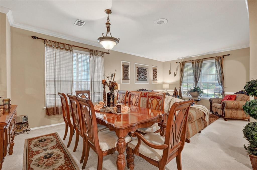9956 Delamere Drive Property Photo 10