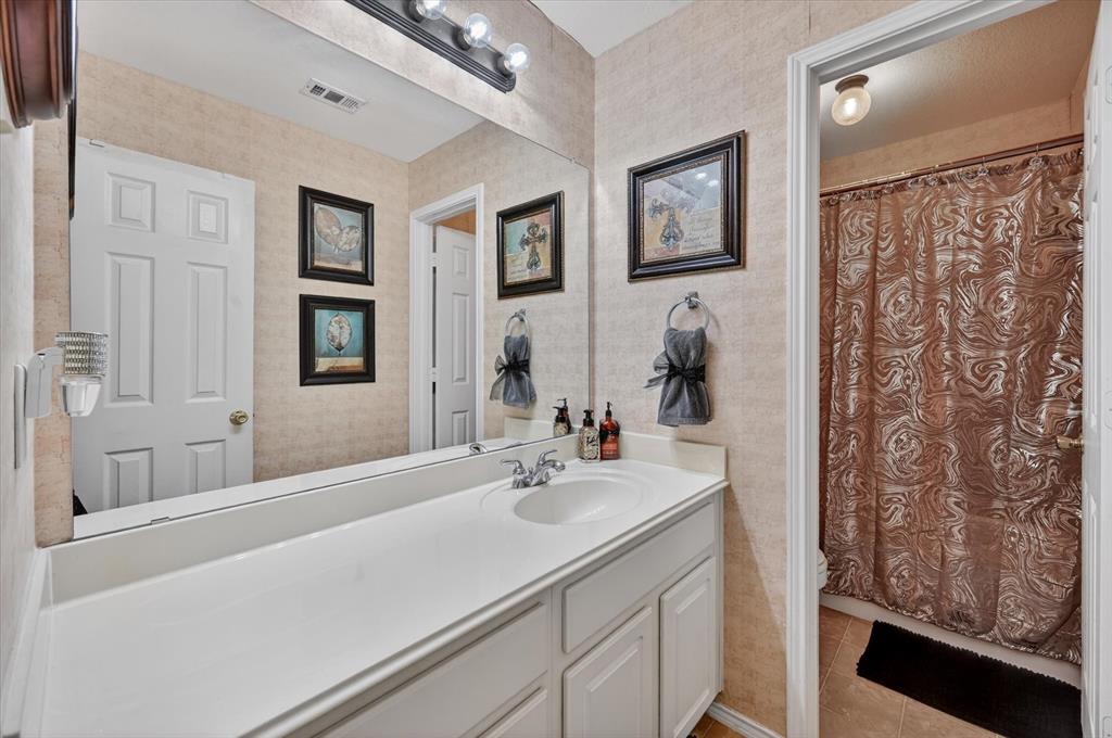 9956 Delamere Drive Property Photo 16
