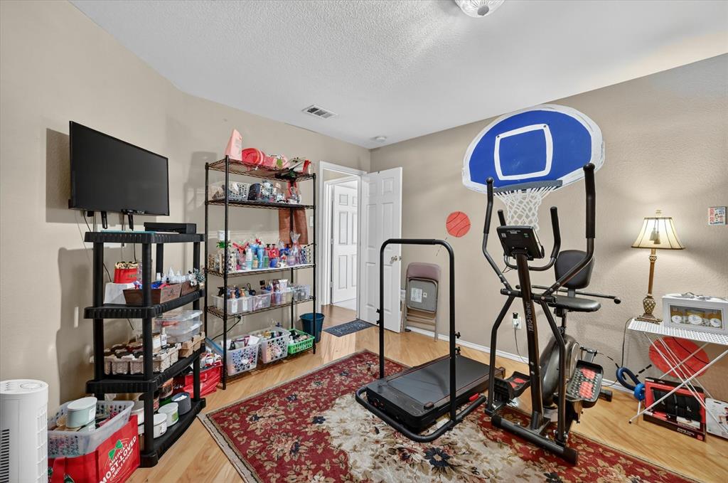 9956 Delamere Drive Property Photo 20