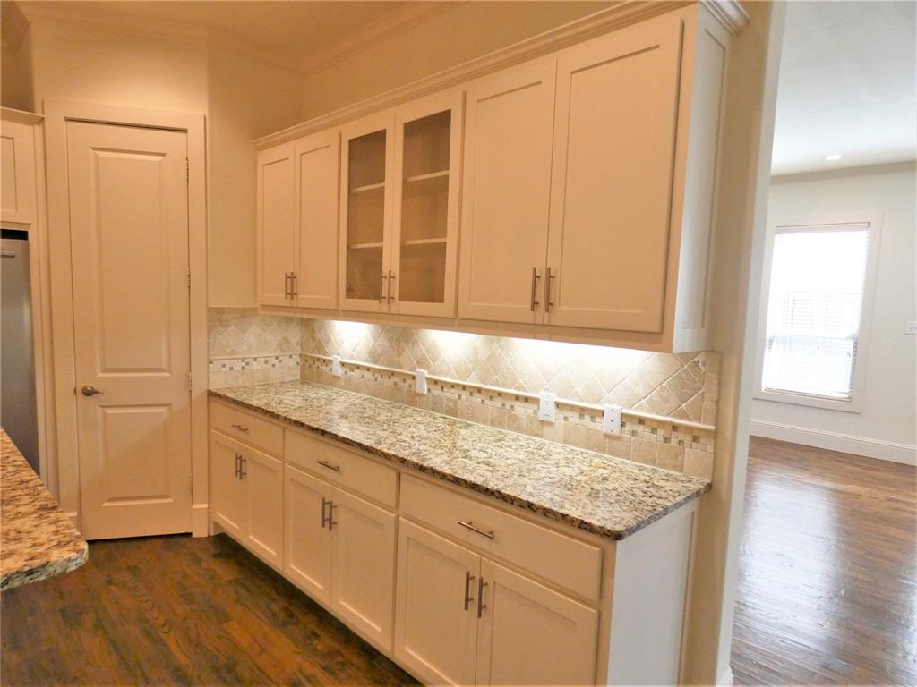 6516 Del Norte Lane Property Photo 6