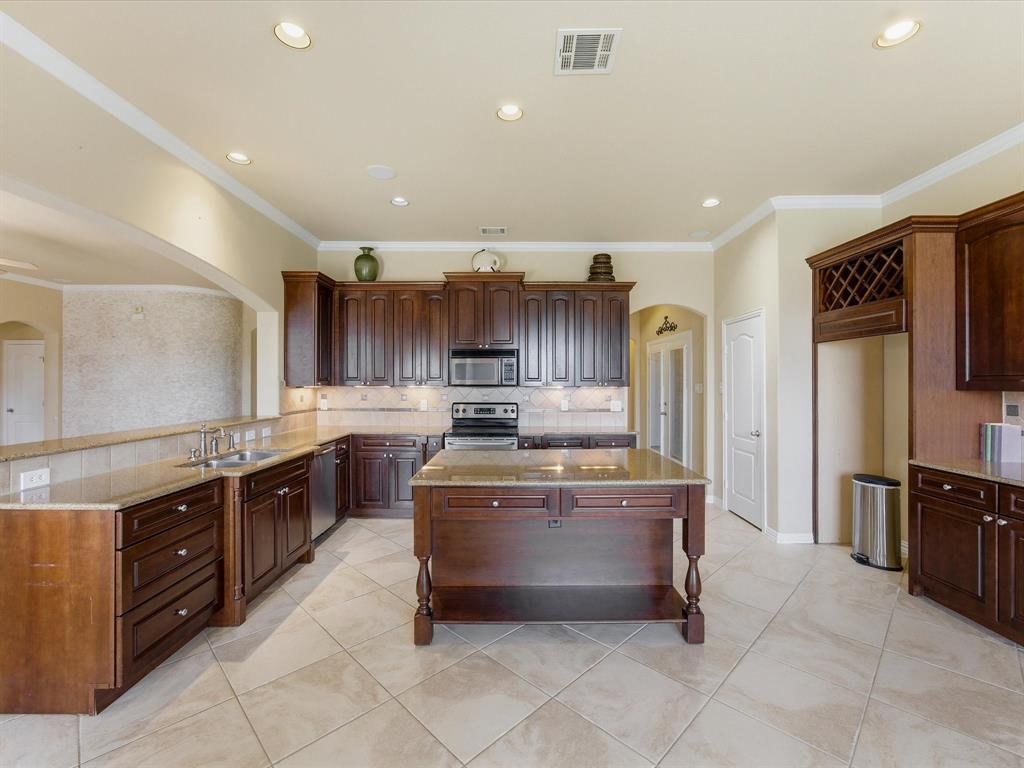 11029 Owl Creek Drive Property Photo 13