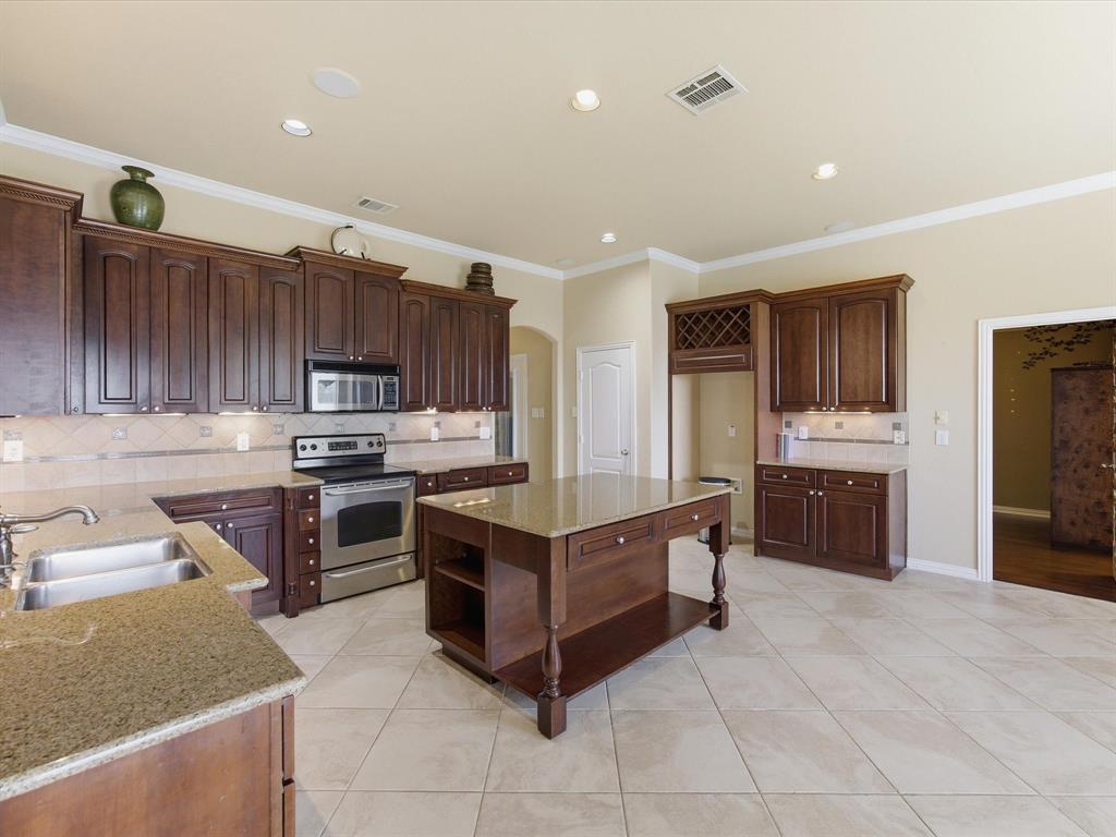 11029 Owl Creek Drive Property Photo 14