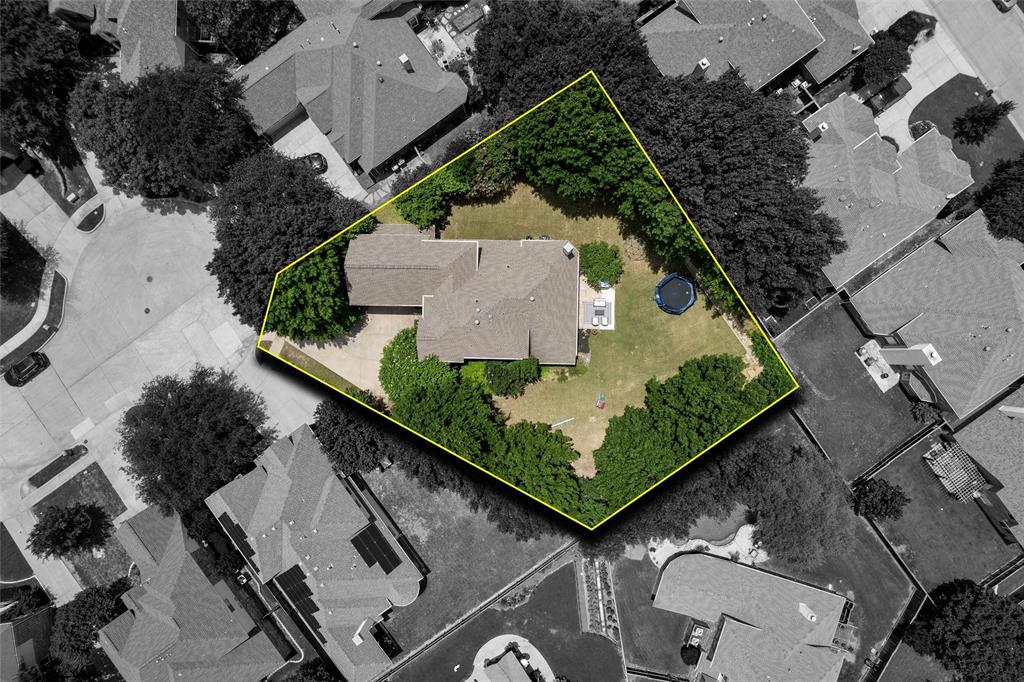 7312 Midcrest Court Property Photo 10