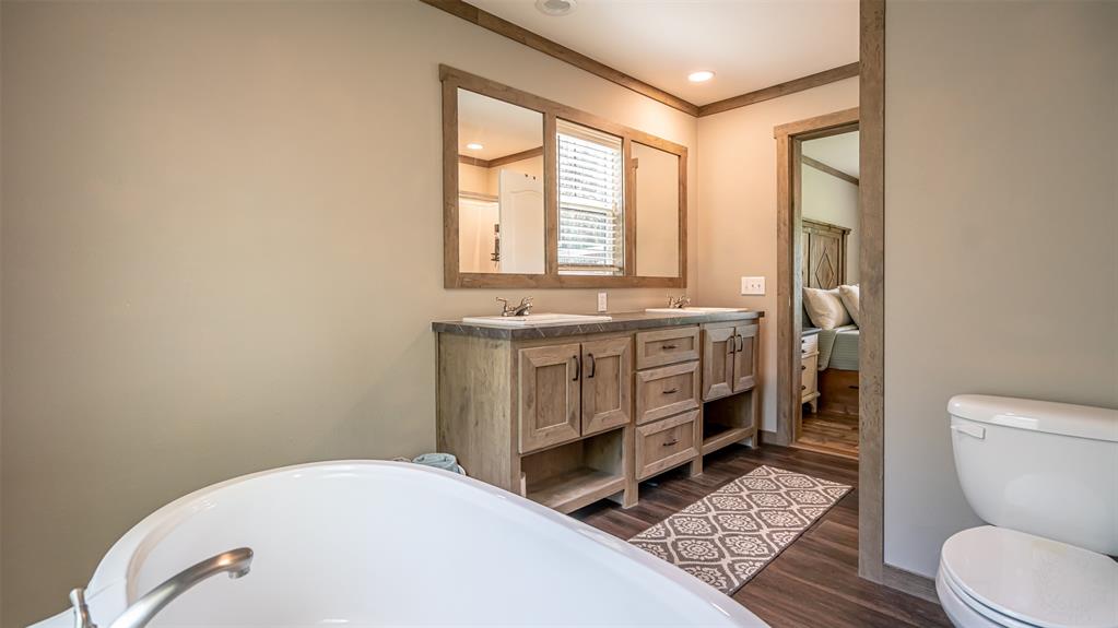4501 Rhea Road Property Photo 16