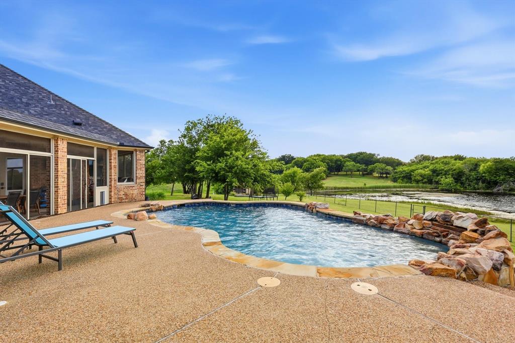 1040 Lighthouse Court Property Photo 35