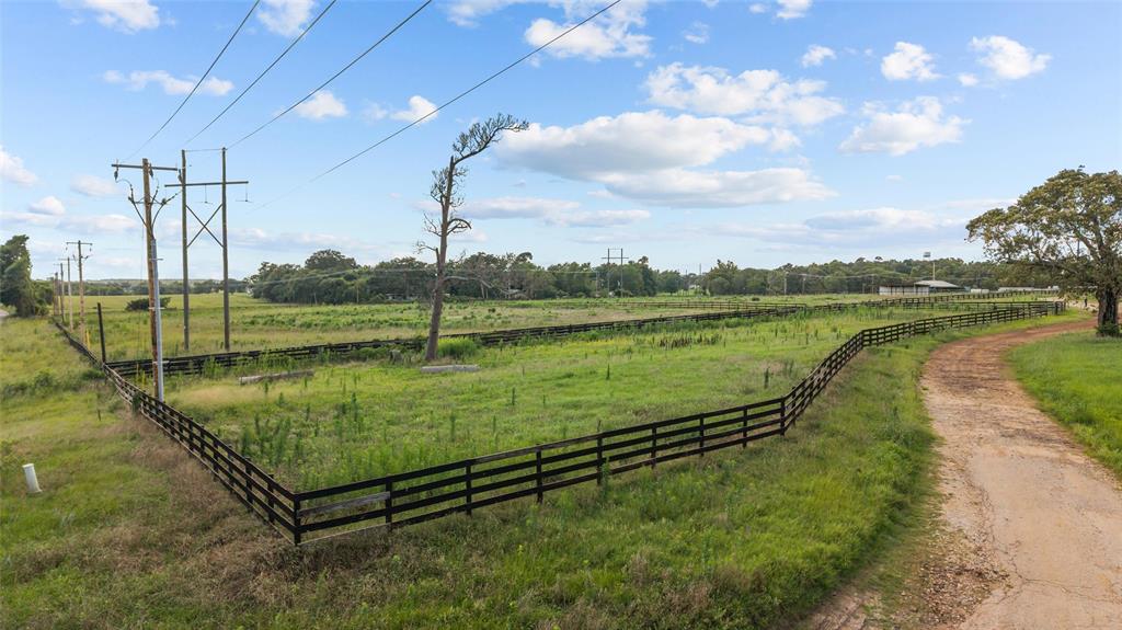 3216 Old Ewing Road Property Photo 11