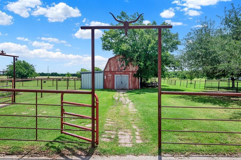 5745 S Fm 548 Property Photo 11