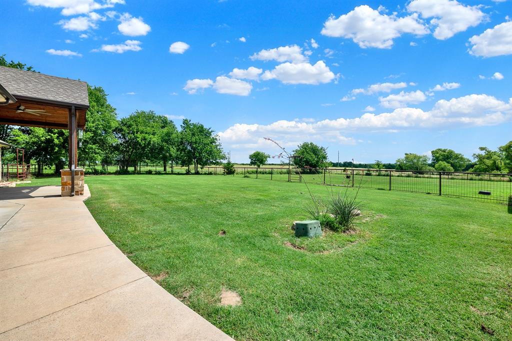 5745 S Fm 548 Property Photo 14