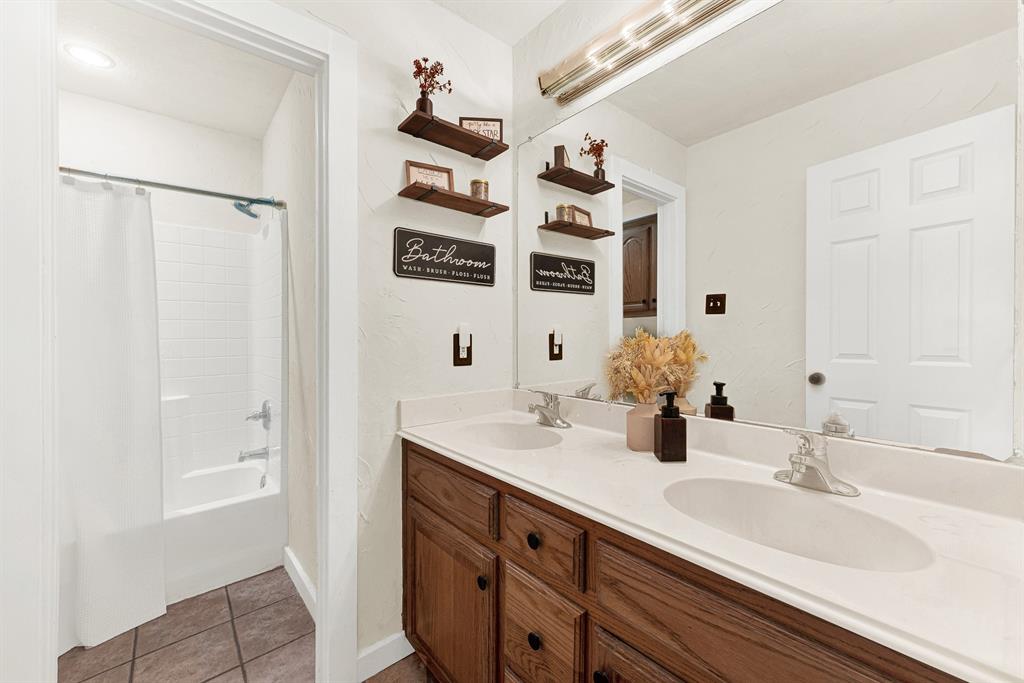 5745 S Fm 548 Property Photo 33