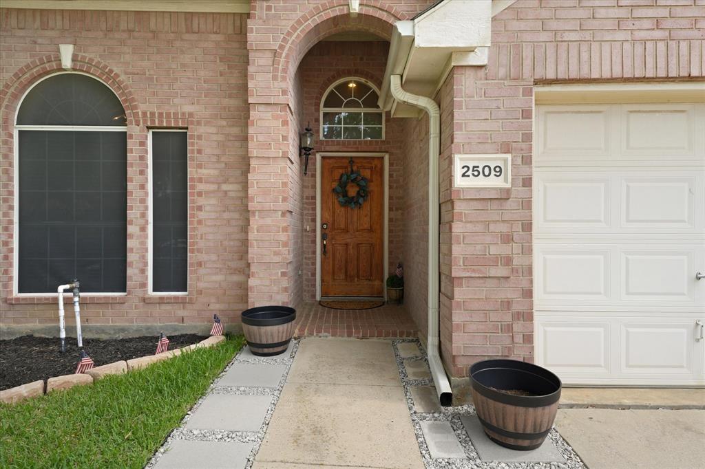 2509 Kariba Lane Property Photo 2
