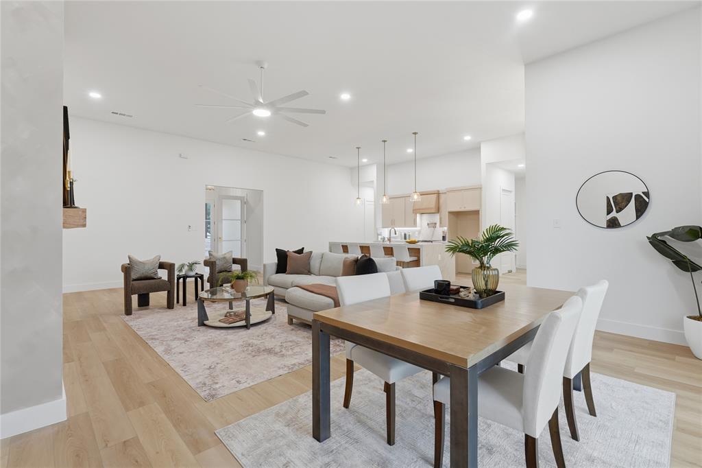 1004 Devonshire Drive Property Photo 10