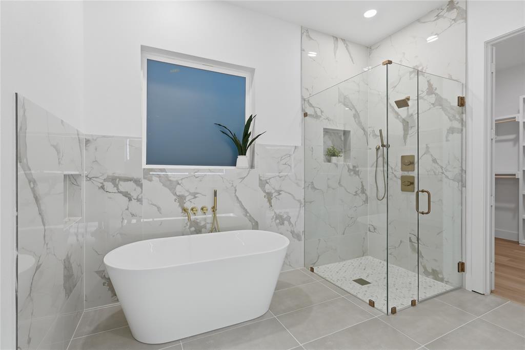 1004 Devonshire Drive Property Photo 30