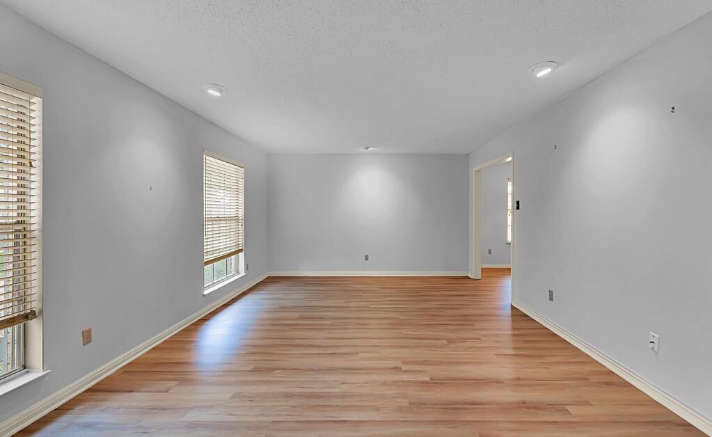 4613 Westchester Drive Property Photo 9
